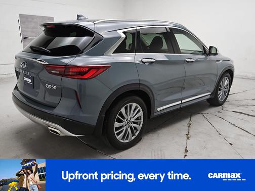Gray 2023 INFINITI QX50 Luxe