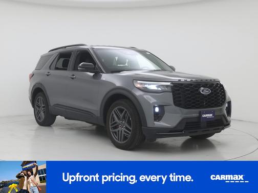 Gray 2025 Ford Explorer ST-Line