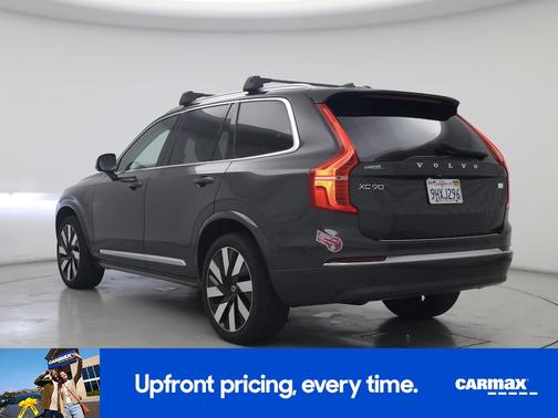 2023 Volvo XC90 Recharge Plug-In Hybrid T8 Ultimate Bright Theme