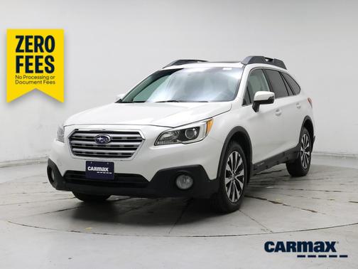 White 2015 Subaru Outback 3.6R Limited