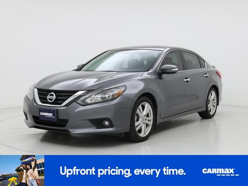 Gray 2016 Nissan Altima SL