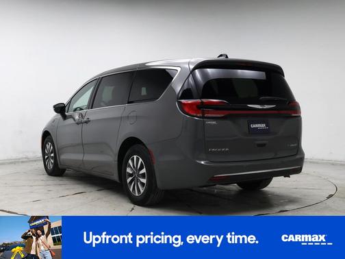 2025 Chrysler Pacifica Hybrid Select