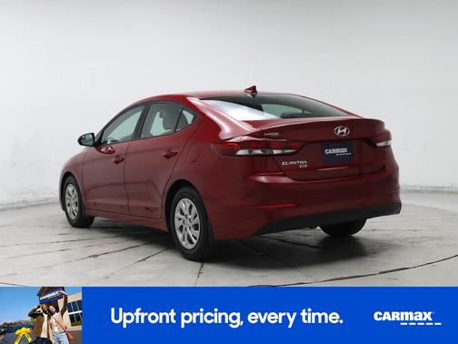 Red 2017 Hyundai ELANTRA SE