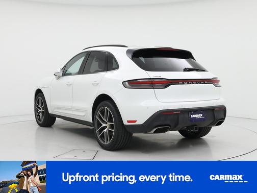 White 2023 Porsche Macan