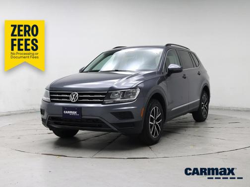 Gray 2021 Volkswagen Tiguan SE