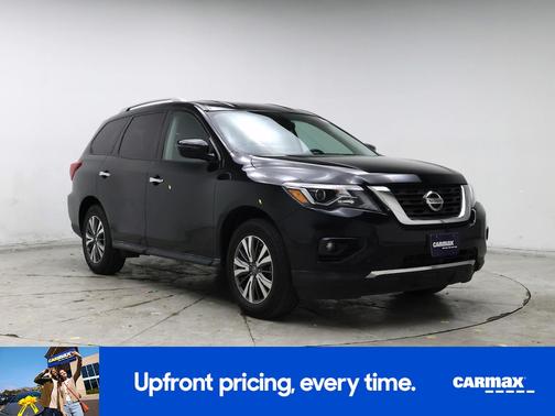 2017 Nissan Pathfinder SV