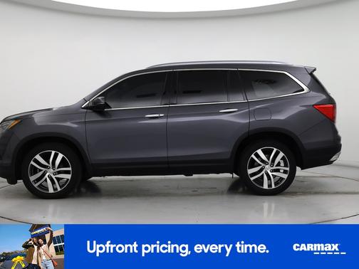 Gray 2018 Honda Pilot Touring