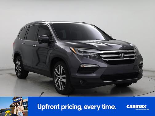 Gray 2018 Honda Pilot Touring