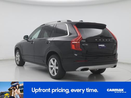 2019 Volvo XC90 Hybrid T8 Momentum