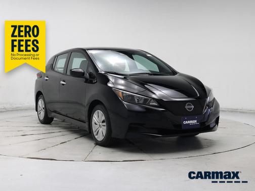 Black 2024 Nissan Leaf S
