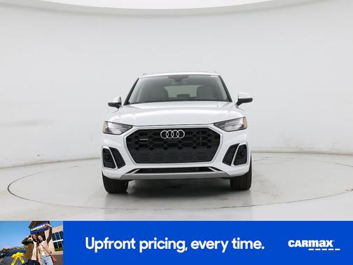 White 2022 Audi Q5 e S-Line Premium Plus