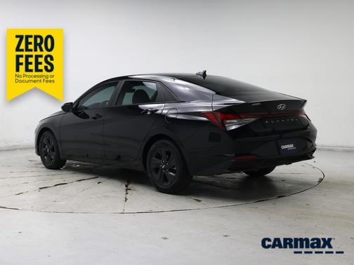 Black 2023 Hyundai ELANTRA SEL