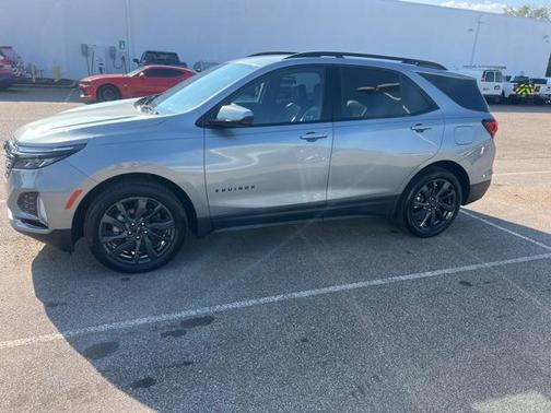 2024 Chevrolet Equinox FWD RS