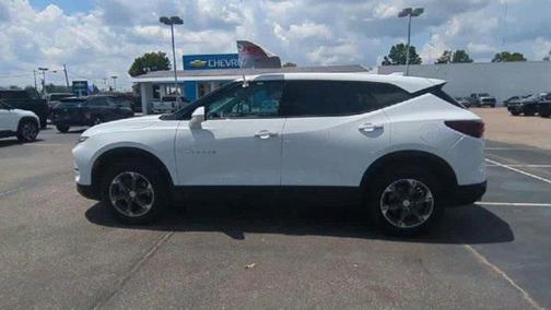 2025 Chevrolet Blazer 2LT