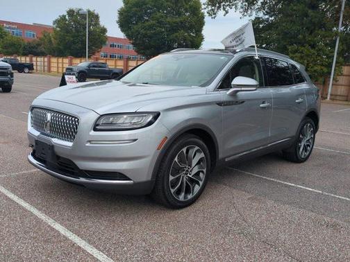 2022 Lincoln Nautilus Reserve