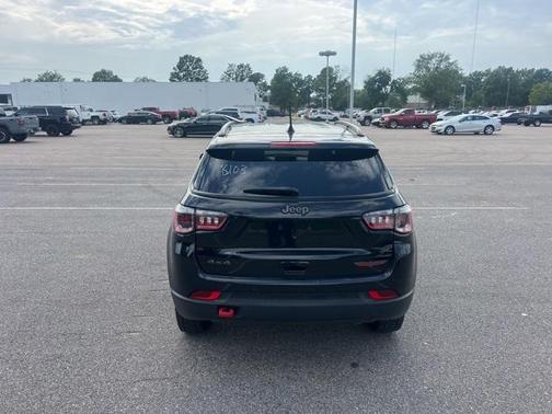 2024 Jeep Compass Trailhawk