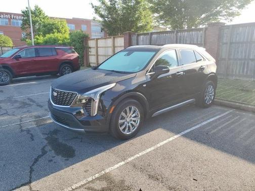 2023 Cadillac XT4 Premium Luxury