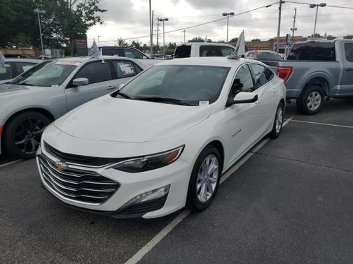 2022 Chevrolet Malibu FWD LT