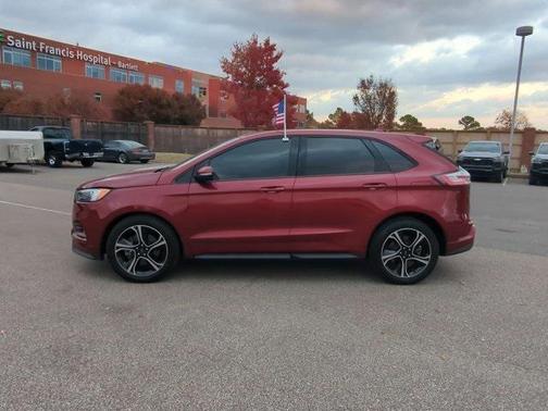 2019 Ford Edge ST