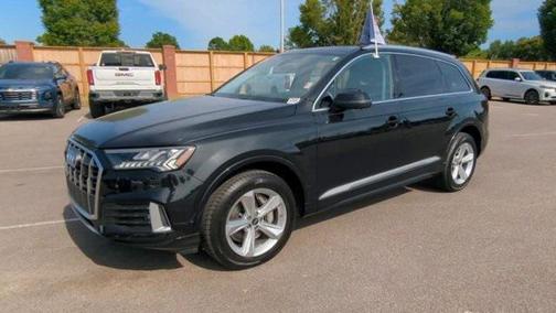 2024 Audi Q7 45 Premium Plus