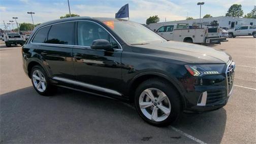 2024 Audi Q7 45 Premium Plus