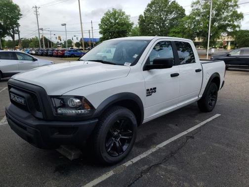 2024 RAM 1500 Classic Warlock Crew Cab 4x2 5'7' Box