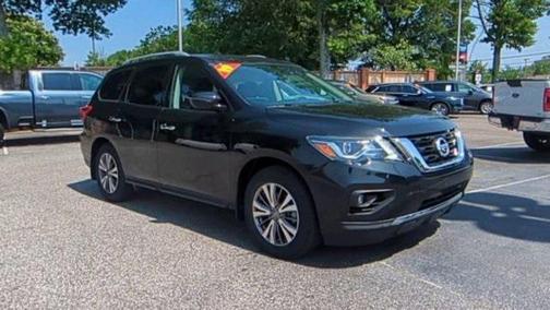 2019 Nissan Pathfinder SV