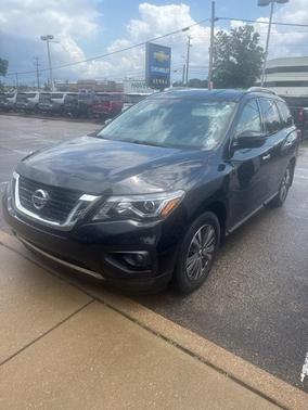 2019 Nissan Pathfinder SV