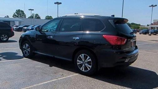 2019 Nissan Pathfinder SV