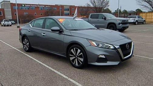 2022 Nissan Altima 2.5 SV