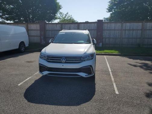 2023 Volkswagen Tiguan 2.0T SEL R-Line 4MOTION