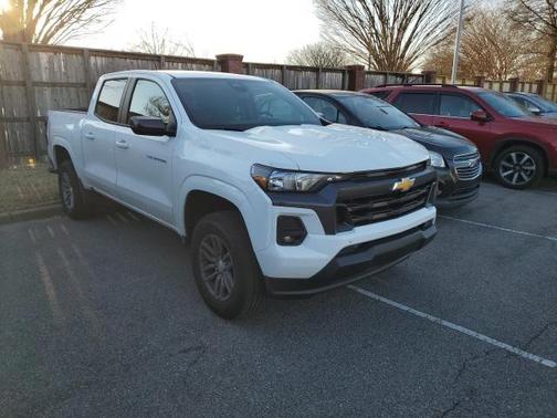 2024 Chevrolet Colorado LT
