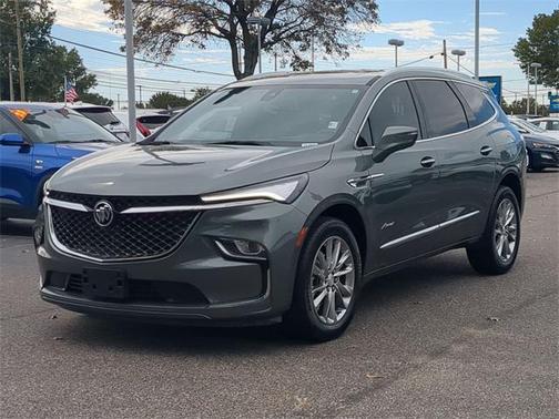 2022 Buick Enclave FWD Avenir