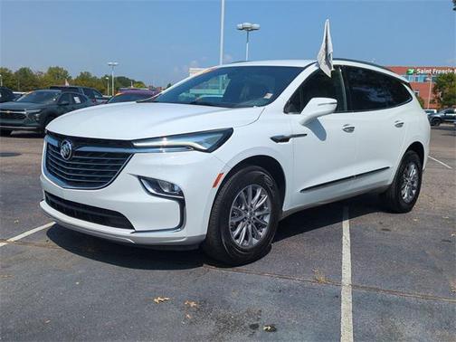 2023 Buick Enclave Essence FWD