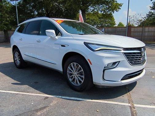 2023 Buick Enclave Essence FWD