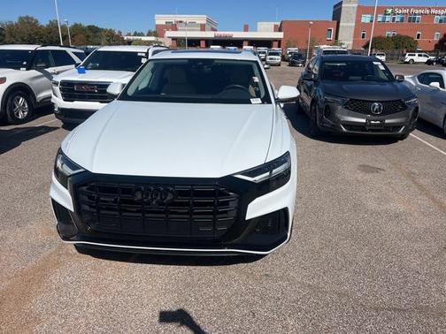 2021 Audi Q8 55 Premium Plus