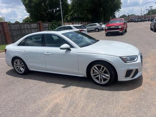 2024 Audi A4 45 S line Premium Plus