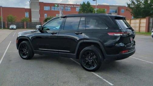2024 Jeep Grand Cherokee Altitude