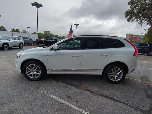2017 Volvo XC60 T5