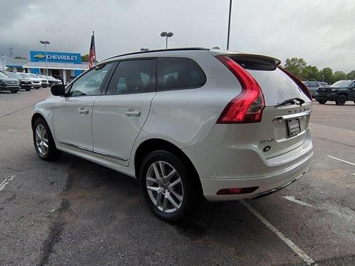 2017 Volvo XC60 T5
