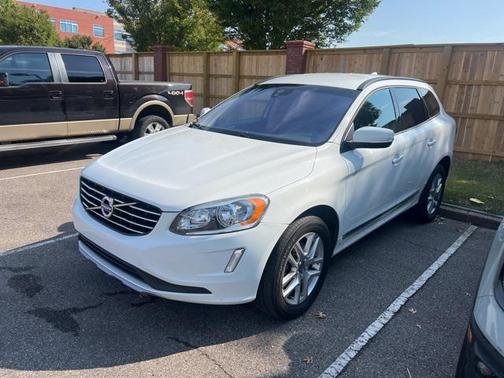 2017 Volvo XC60 T5