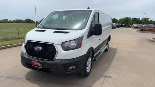 Oxford White 2024 Ford Transit-250