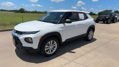 Summit White 2021 Chevrolet Trailblazer LS