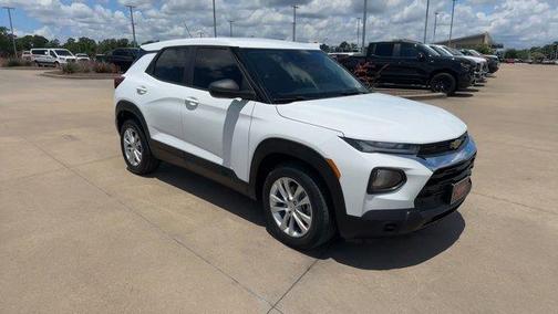 Summit White 2021 Chevrolet Trailblazer LS