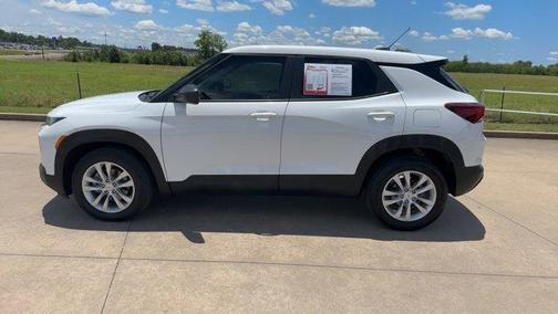 Summit White 2021 Chevrolet Trailblazer LS