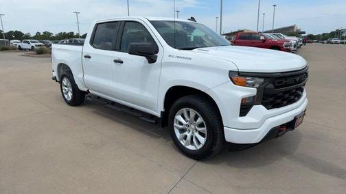 Summit White 2025 Chevrolet Silverado 1500 Custom