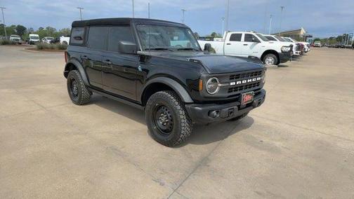 Shadow Black 2023 Ford Bronco Black Diamond