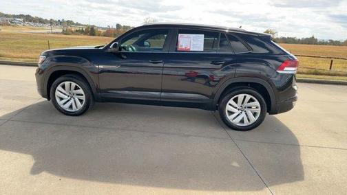 2023 Volkswagen Atlas Cross Sport 2.0T SE w/Technology