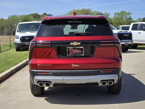 Radiant Red 2026 Chevrolet Traverse LT