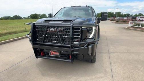 Onyx Black 2024 GMC Sierra 2500 AT4